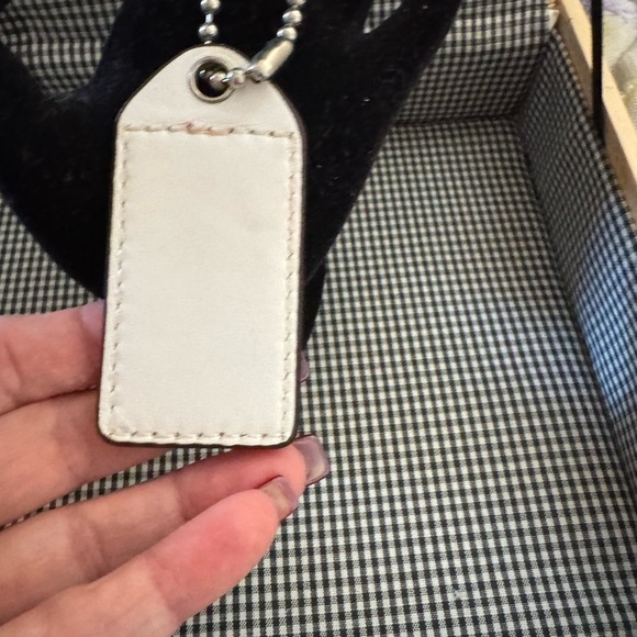 Coach White Leather Tag - Picture 2 of 2